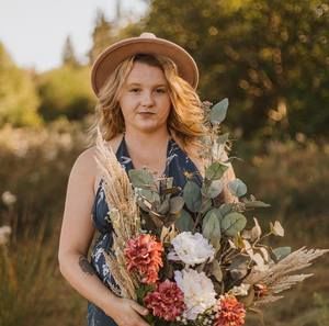 Meet your Posher, Paula